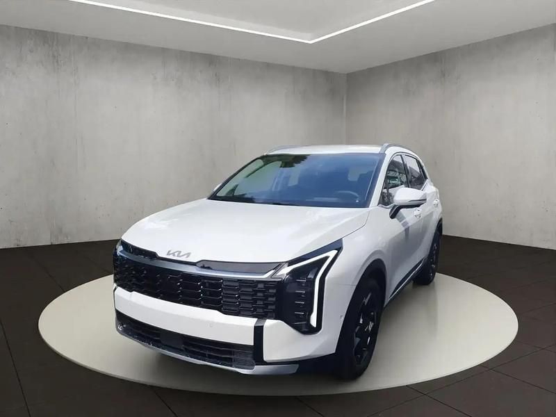 Blanc Nouvelle 2025 Kia Sportage Spirit SUV | 40 480 € - Image 1/4