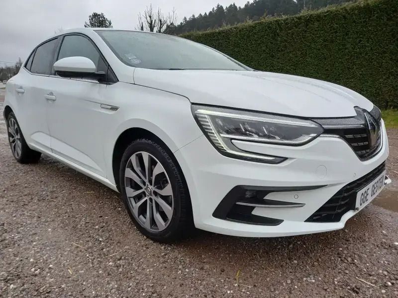 Blanc Utilisé 2023 Renault Mégane IV SE Berline | 18 990 € - Image 1/4