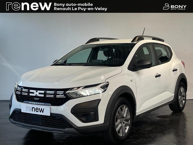 Occasion Dacia Sandero Essentiel 92 ch (67 kW) 2023 Blanc Citadine