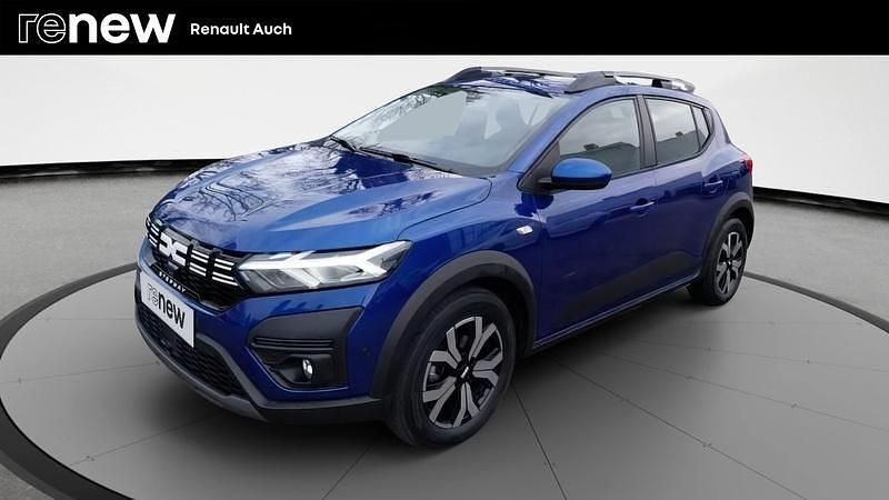 Bleu Utilisé 2024 Dacia Sandero Expression Citadine | 13 990 € (Bon prix) - Image 1/4