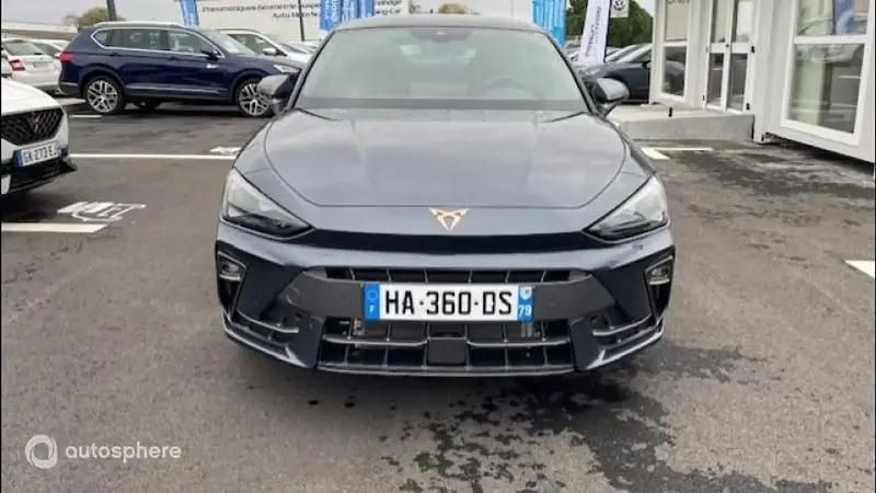 Gris magnétique métallisé Utilisé 2024 Cupra Leon Berline | 36 999 € (Prix cher) - Image 1/4