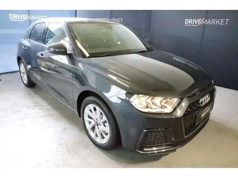 Gris Nouvelle 2025 Audi A1 Advanced Citadine | 30 656 € (Prix assez cher) - Image 1/4