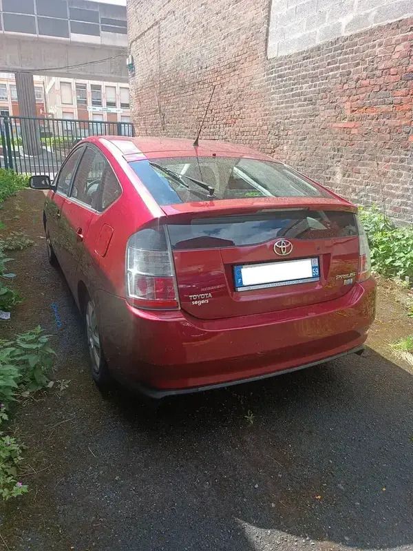 Utilisé 2004 Toyota Prius Sol Citadine | 4 600 € - Image 1/4