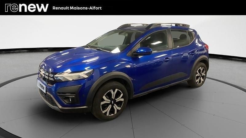 Bleu Utilisé 2024 Dacia Sandero Expression Citadine | 16 490 € (Prix juste) - Image 1/4