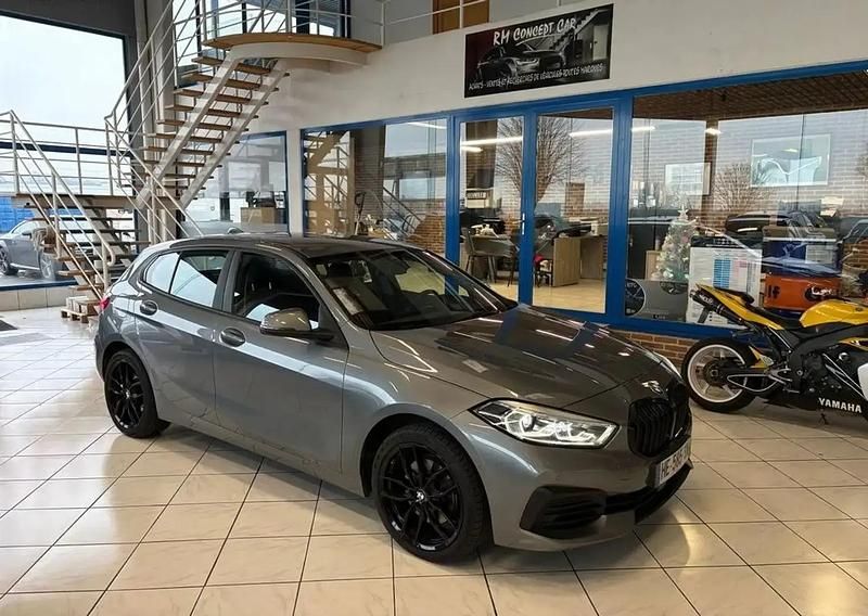 Gris Occasion 2023 BMW 118 Citadine | 24 990 € (Super prix) - Image 1/4