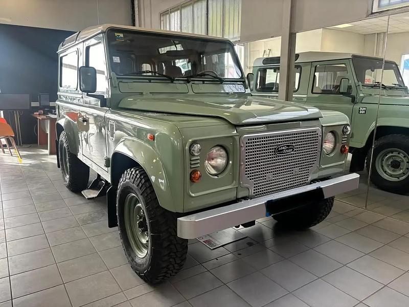 Occasion 2005 Land Rover Defender S Break | 42 900 € (Prix cher) - Image 1/4