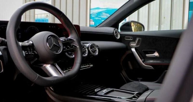 Occasion Mercedes A250 AMG line 163 ch (119 kW) 2024 Berline