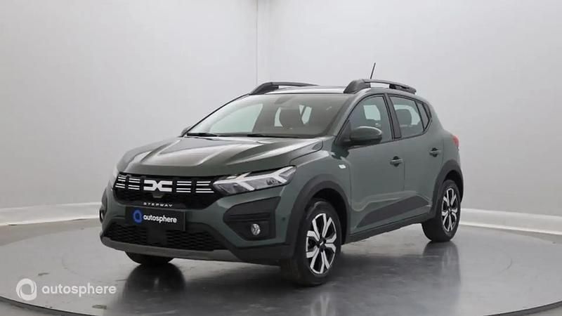 Vert Utilisé 2024 Dacia Sandero Expression Citadine | 16 499 € (Prix juste) - Image 1/4