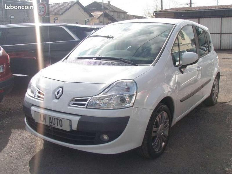 Occasion Renault Modus Night&Day 101 ch (74 kW) 2012 Blanc Monospace