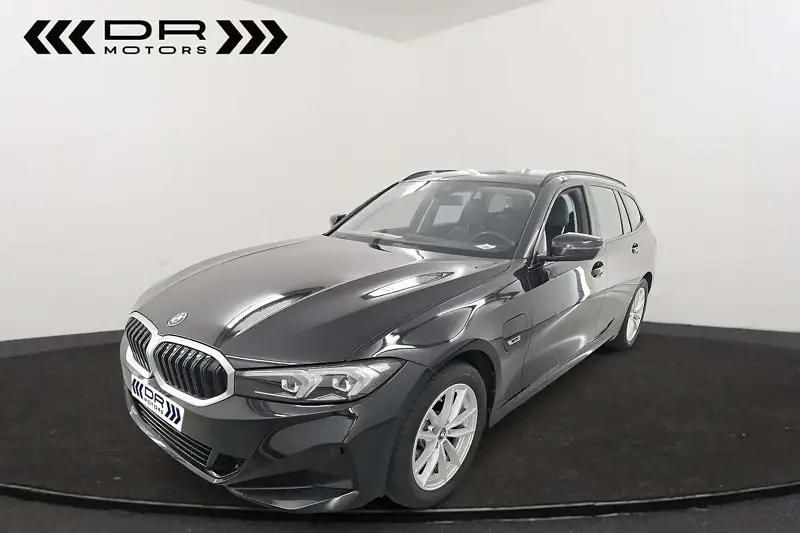 Noir Utilisé 2022 BMW 320e Break | 30 995 € (Bon prix) - Image 1/4