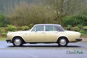 Occasion Rolls Royce Silver Shadow 200 ch (147 kW) 1978 Beige Berline