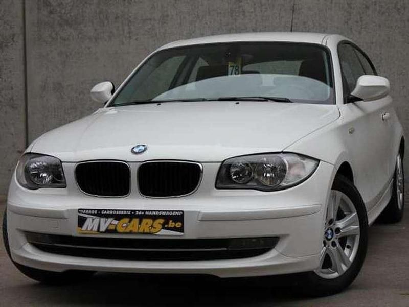 Occasion BMW 116 122 ch (89 kW) 2012 Blanc Citadine
