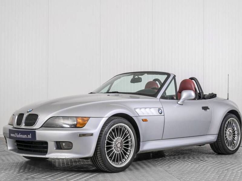 Gris Utilisé 1998 BMW Z3 Cabriolet | 9 900 € - Image 1/4