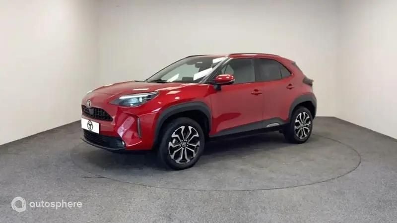 Utilisé 2023 Toyota Yaris Cross Design SUV | 25 499 € (Prix juste) - Image 1/4