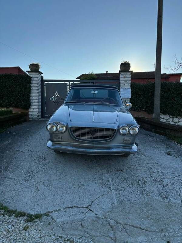 Gris Utilisé 1962 Lancia Flavia Cabriolet | 31 900 € - Image 1/4