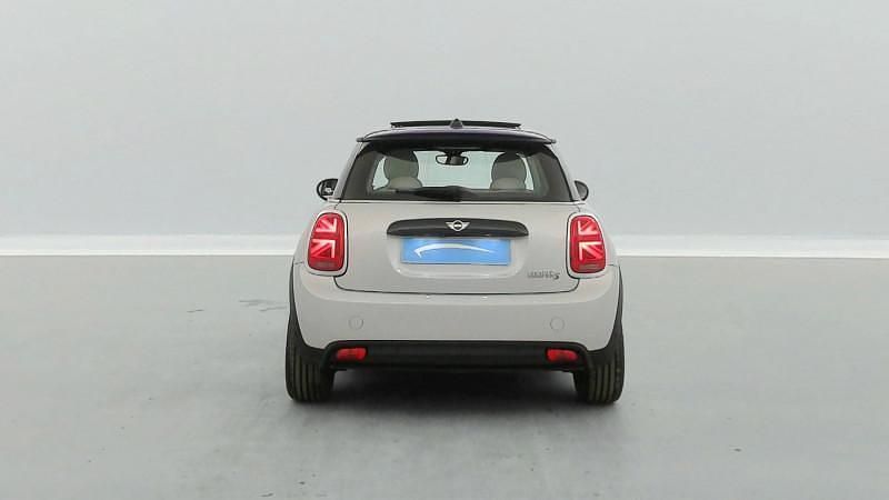 Image 4/4