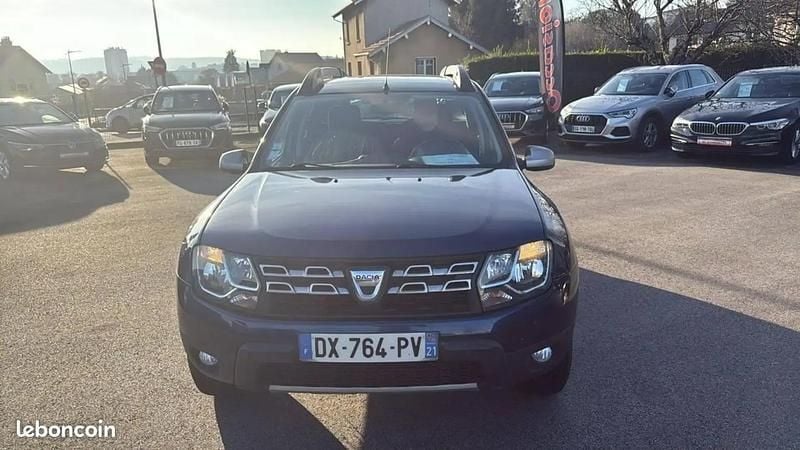 Bleu Occasion 2015 Dacia Duster Lauréate SUV | 10 480 € (Prix juste) - Image 1/4
