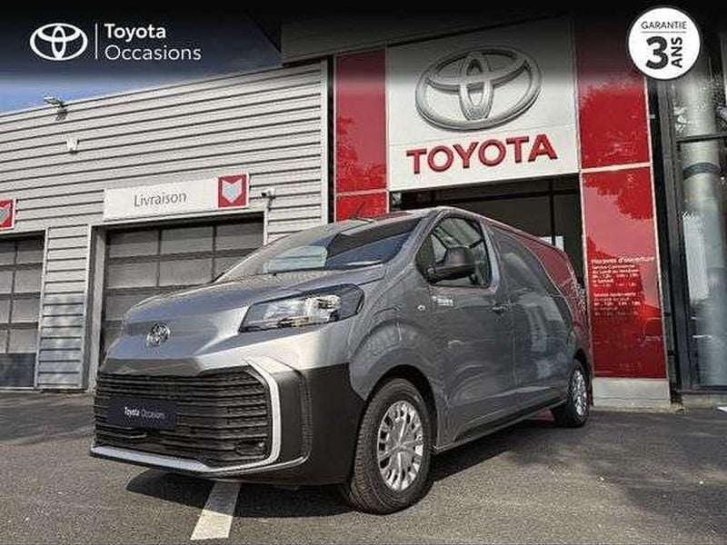 Utilisé 2024 Toyota Proace Van | 35 900 € - Image 1/1
