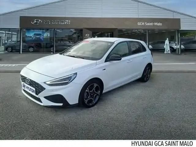 Polar white Occasion 2021 Hyundai i30 N Line Berline | 21 990 € (Prix cher) - Image 1/4