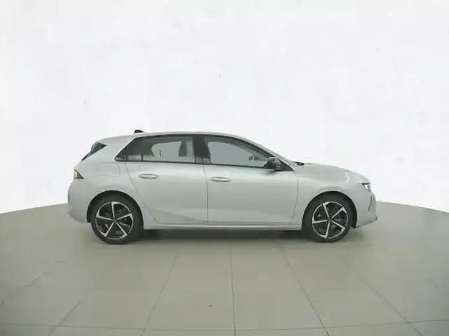 Occasion Opel Astra 110 ch (80 kW) 2024 Gris Berline