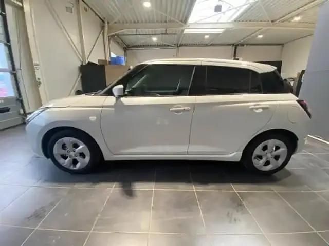 Occasion Suzuki Swift 2025 Pure white pearl metal Citadine