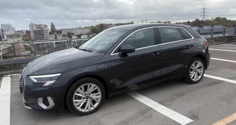 Utilisé 2022 Audi A3 Sportback e-tron Design Citadine | 25 990 € (Prix juste) - Image 1/4