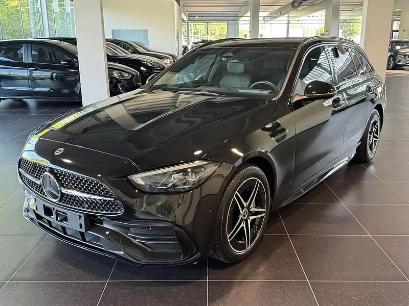 Gris Utilisé 2024 Mercedes C300e AMG Break | 42 990 € (Bon prix) - Image 1/4