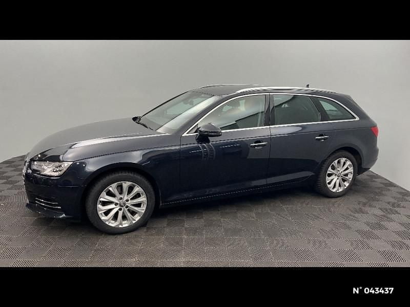 Occasion Audi A4 Design 150 ch (110 kW) 2018 Bleu Break