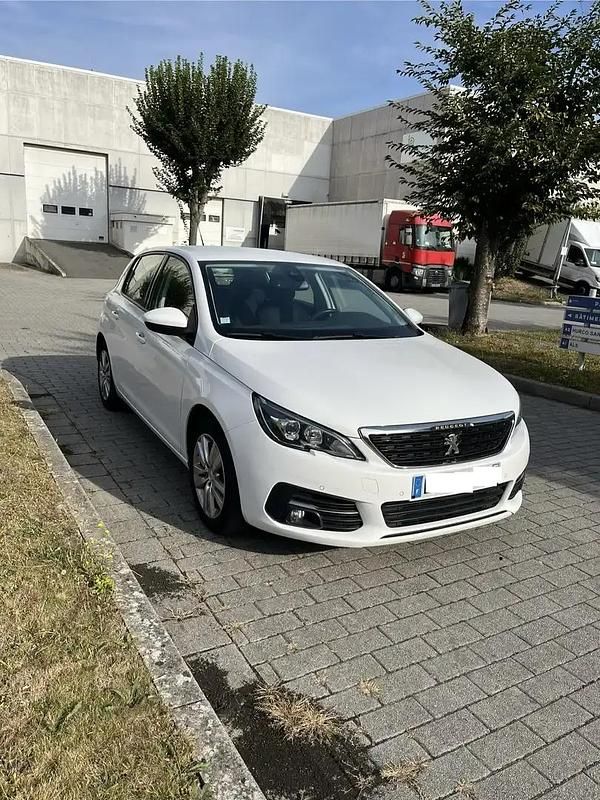Blanc Utilisé 2018 Peugeot 308 S Berline | 9 500 € (Super prix) - Image 1/4