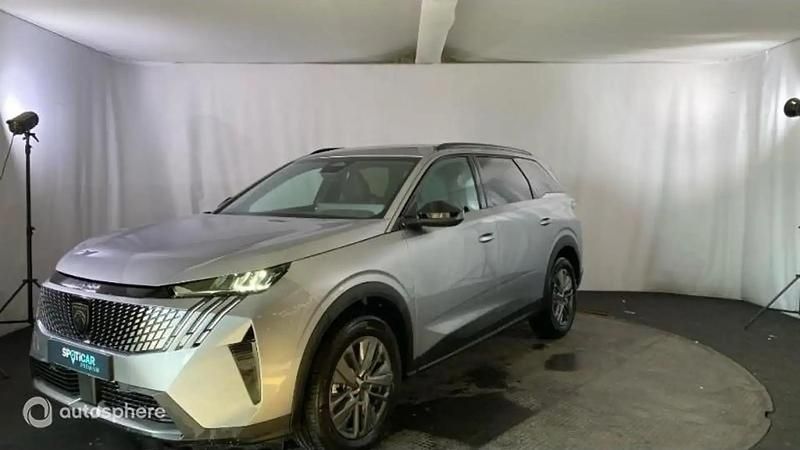 Gris Nouvelle 2025 Peugeot 5008 Allure Monospace | 35 999 € (Prix juste) - Image 1/4