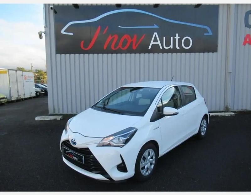 Occasion Toyota Yaris Hybrid 76 ch (55 kW) 2019 Blanc Berline
