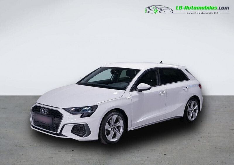 Utilisé 2024 Audi A3 Sportback Sport Berline | 25 800 € (Bon prix) - Image 1/4