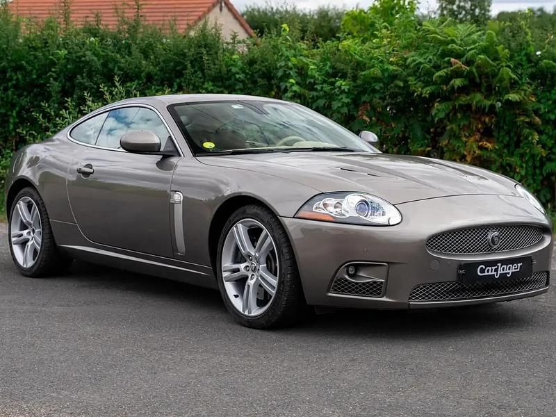 Gris Utilisé 2008 Jaguar XJR Berline | 34 900 € - Image 1/4