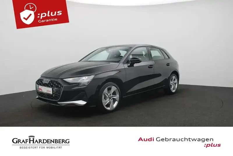 Noir Utilisé 2024 Audi A3 Sportback Berline | 32 380 € (Prix juste) - Image 1/4