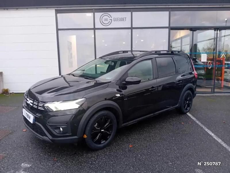 Noir Occasion 2023 Dacia Jogger Extreme Monospace | 20 490 € (Prix assez cher) - Image 1/4