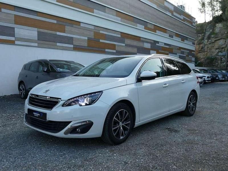 Occasion Peugeot 308 Allure 132 ch (97 kW) 2015 Blanc Break