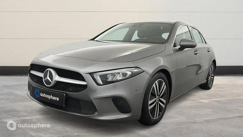 Utilisé 2021 Mercedes 180 Progressive Berline | 25 499 € (Prix juste) - Image 1/4
