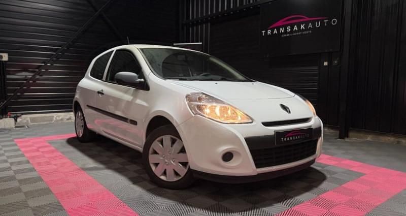 Utilisé 2010 Renault Clio III Citadine | 5 990 € (Bon prix) - Image 1/4