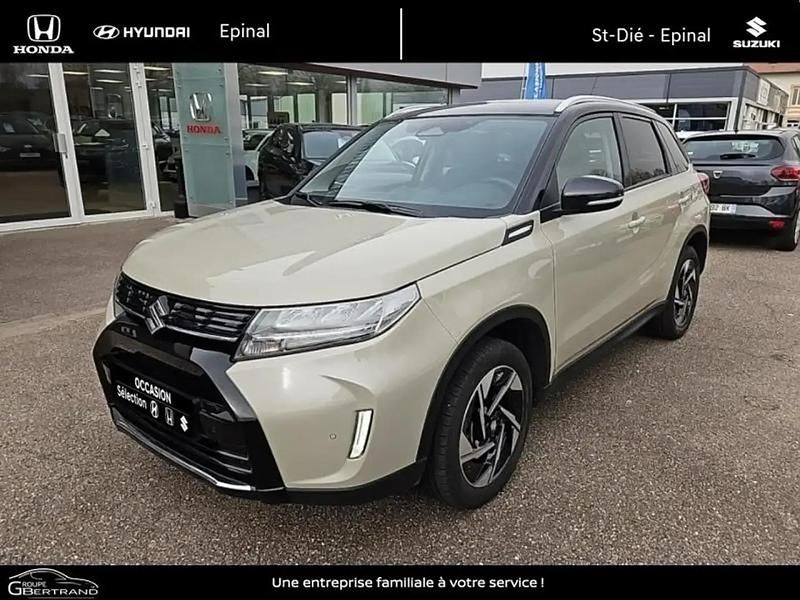 Utilisé 2024 Suzuki Vitara Style SUV | 22 980 € (Prix cher) - Image 1/4