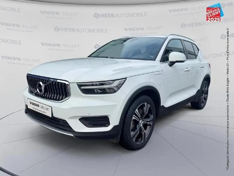 Blanc Occasion 2022 Volvo XC40 Inscription SUV | 32 999 € (Prix juste) - Image 1/4