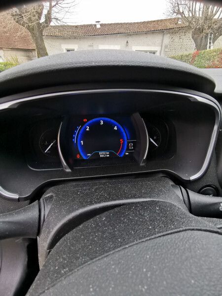 Image 2/4