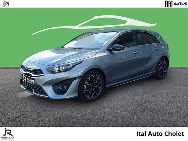 Gris Utilisé 2024 Kia Ceed GT GT-Line Berline | 23 490 € (Bon prix) - Image 1/4