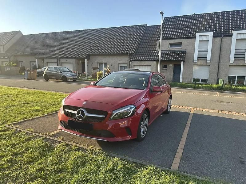 Rouge Utilisé 2016 Mercedes A250 Berline | 8 499 € - Image 1/4