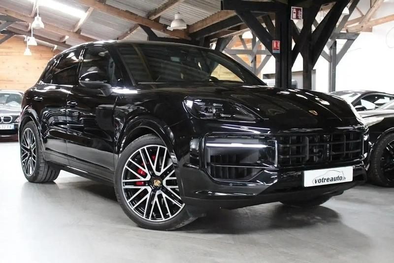Noir Occasion 2024 Porsche Cayenne SUV | 122 900 € (Prix juste) - Image 1/4