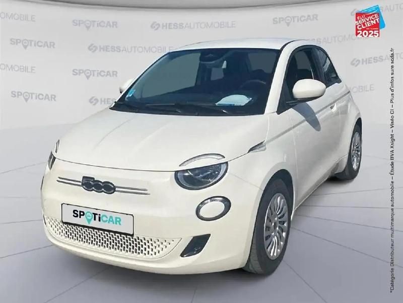 Noir Utilisé 2022 Fiat 500e Action Berline | 12 499 € (Bon prix) - Image 1/4