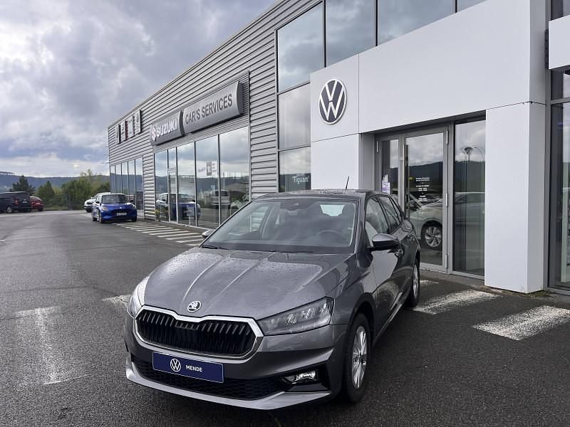 Utilisé 2023 Skoda Fabia Ambition Citadine | 15 990 € (Prix juste) - Image 1/4