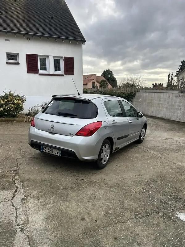 Occasion Peugeot 308 Access 98 ch (72 kW) 2013 Berline