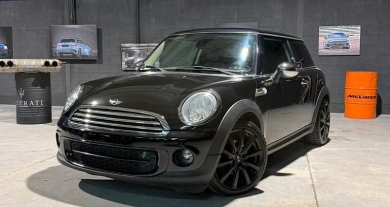 Noir Utilisé 2013 Mini Cooper Citadine | 7 990 € (Prix juste) - Image 1/4