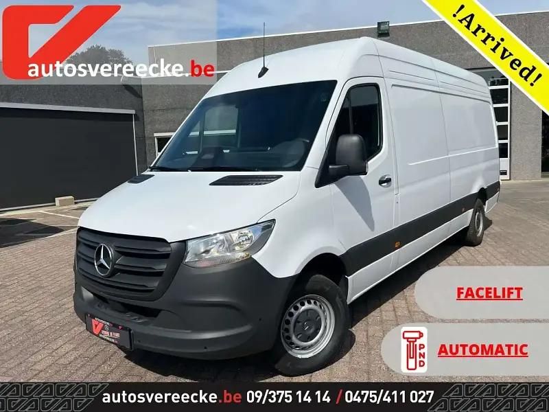 Blanc Utilisé 2024 Mercedes Sprinter Van | 45 980 € (Prix juste) - Image 1/4