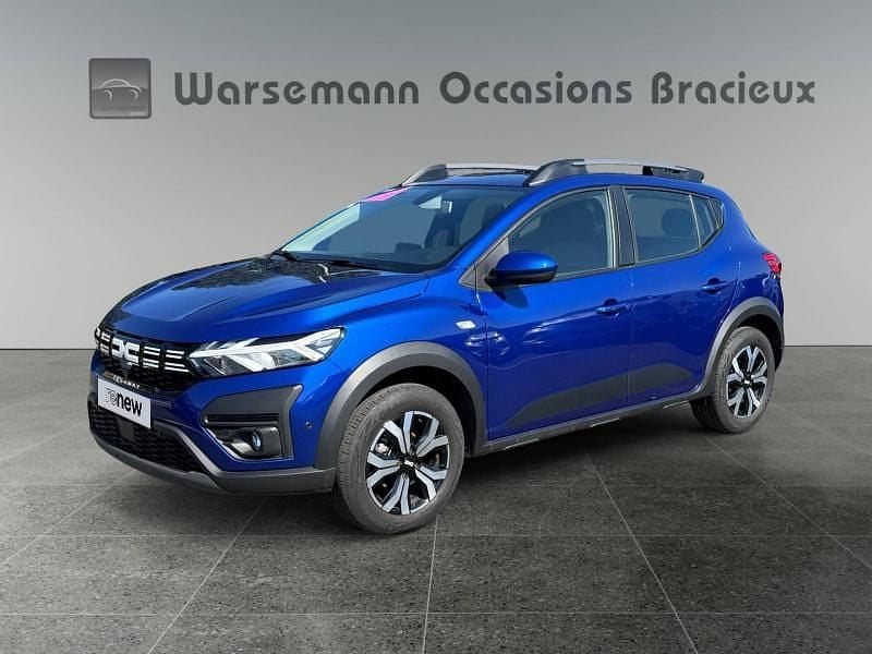 Bleu Utilisé 2024 Dacia Sandero Citadine | 16 990 € (Prix assez cher) - Image 1/4